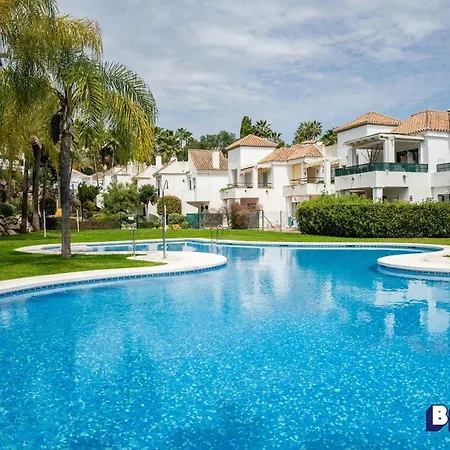 Five Star Housing Puerto Banus By Better Bookings 马尔韦利亚
